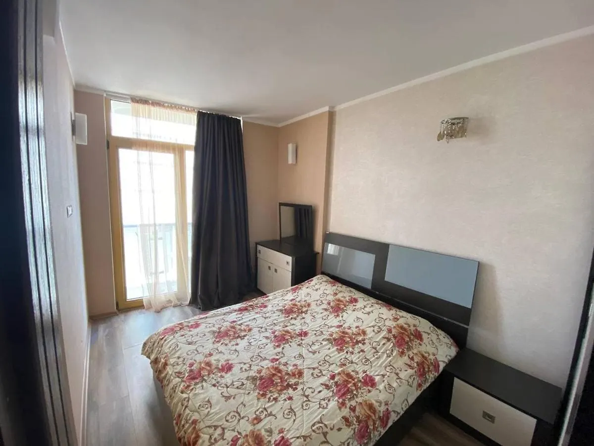 Grand Mall Apartment Грузия